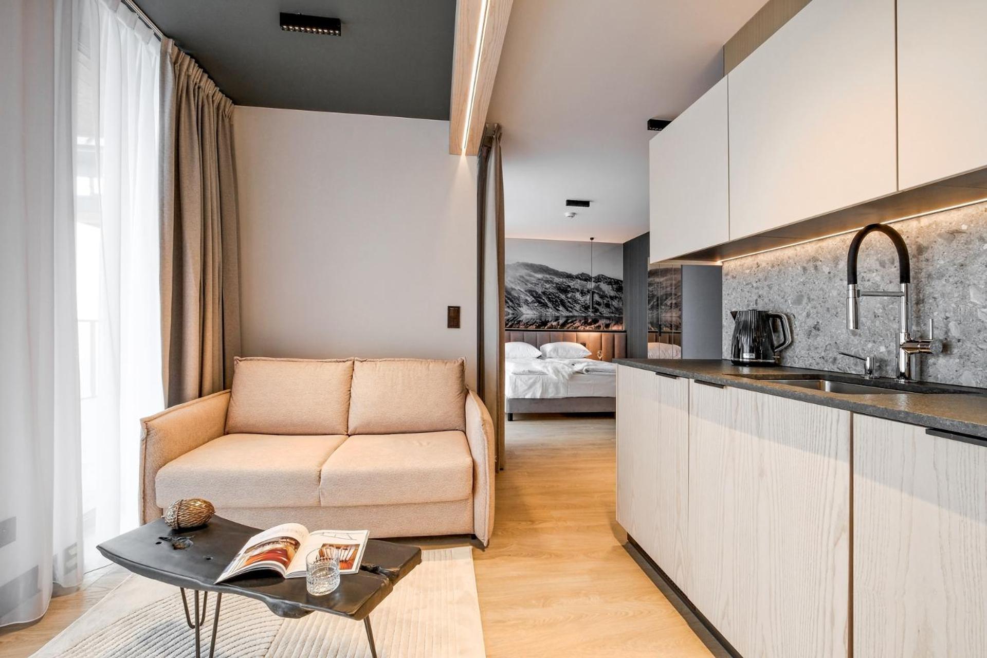 Rezydencja Sloneczna - Spa & Apartamenty Z Widokiem - Bialka Tatrzanska Dış mekan fotoğraf