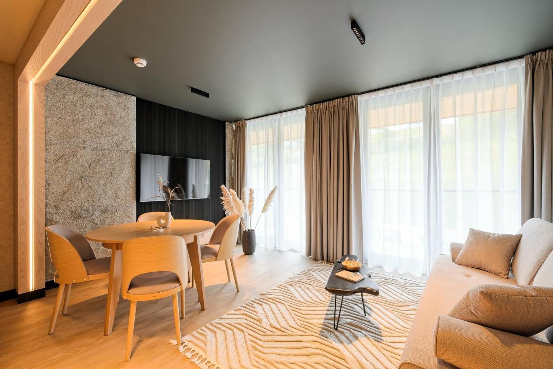 Rezydencja Sloneczna - Spa & Apartamenty Z Widokiem - Bialka Tatrzanska Dış mekan fotoğraf